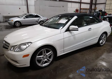 2013 Mercedes-Benz E 350 z USA, uszkodzony, nr VIN WDDKK5KF7DF208273